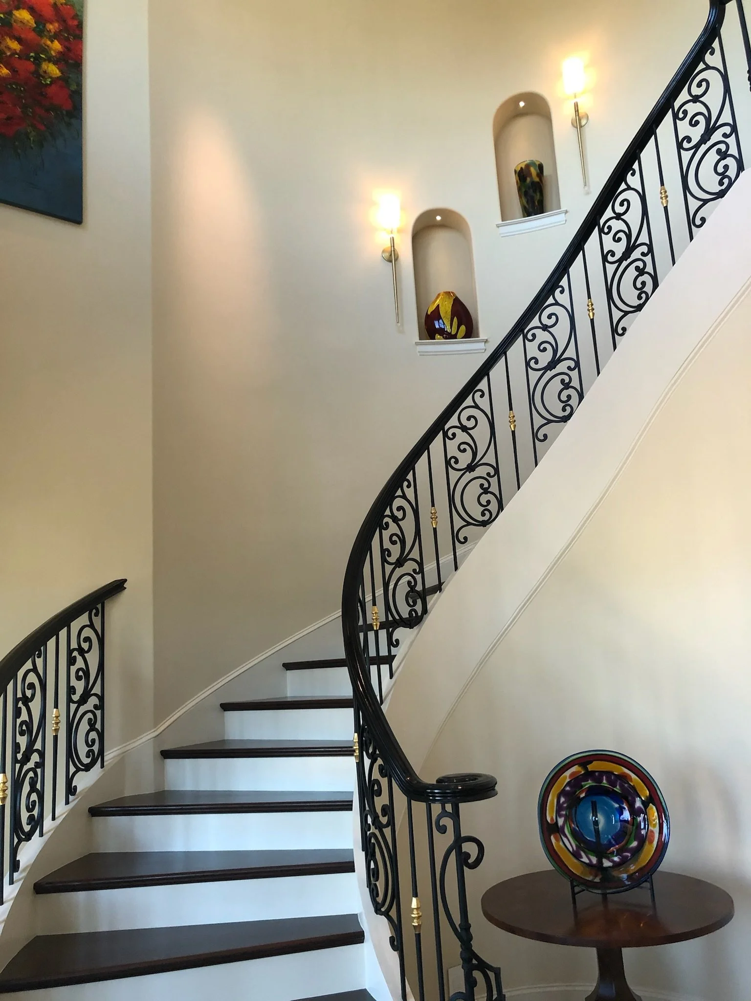 Circular Walls and Circular Staircase