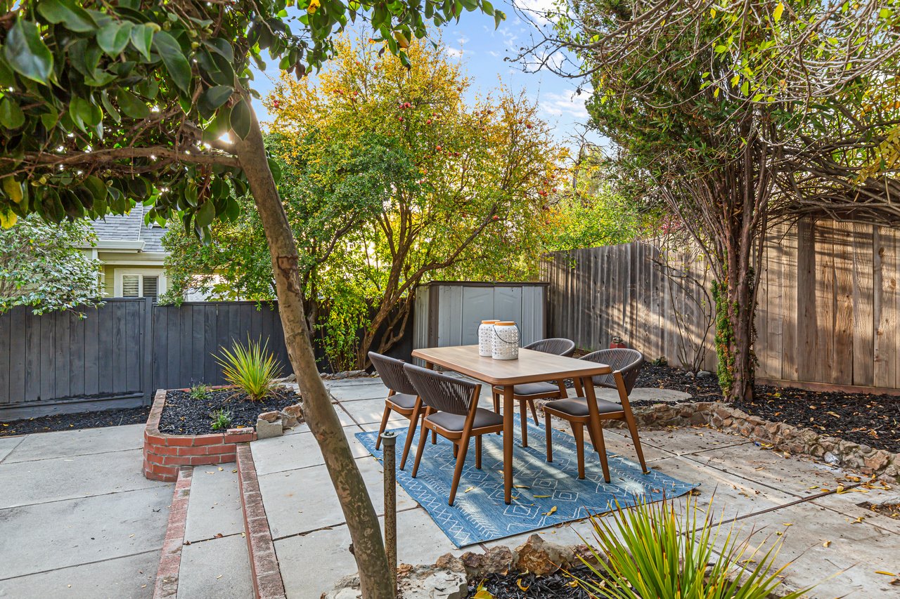 3723 Madrone Smaller 027.jpg