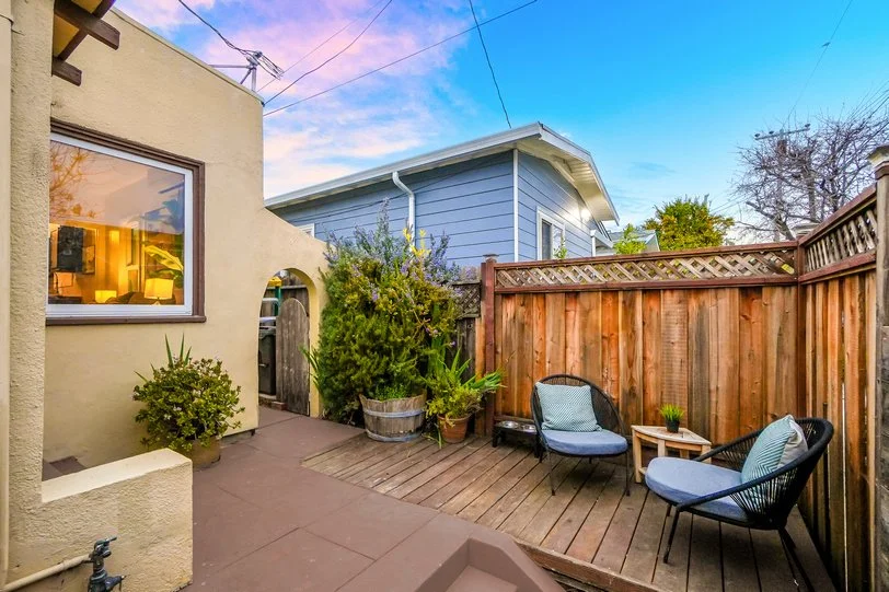 3467 Loma Vista Smaller 052.jpg