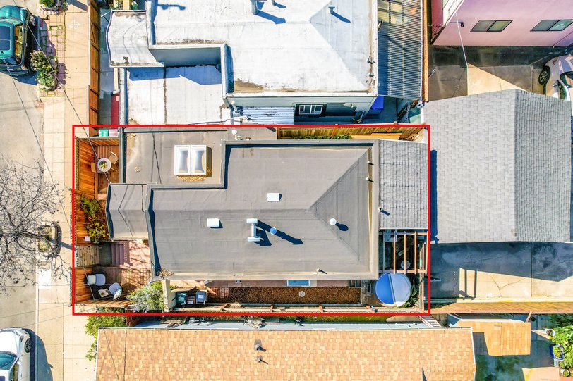 3467 Loma Vista Smaller 060.jpg