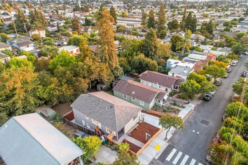 3960 Patterson Smaller 004.jpg