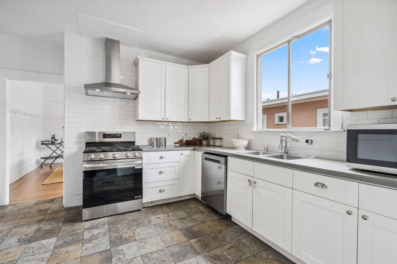 2239 66th Ave Smaller 019.jpg