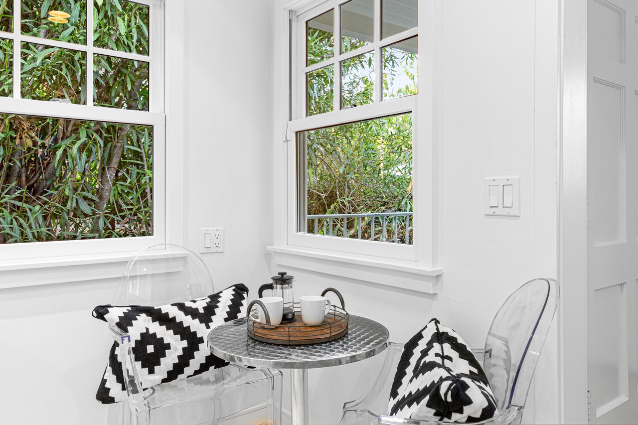 4421 Albert St Smaller 028.jpg