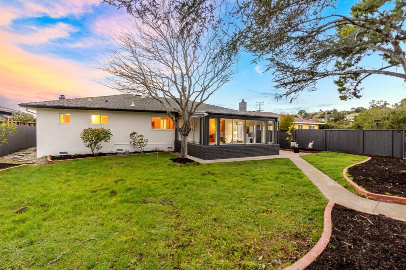 26 Leamont Smallerr056.jpg