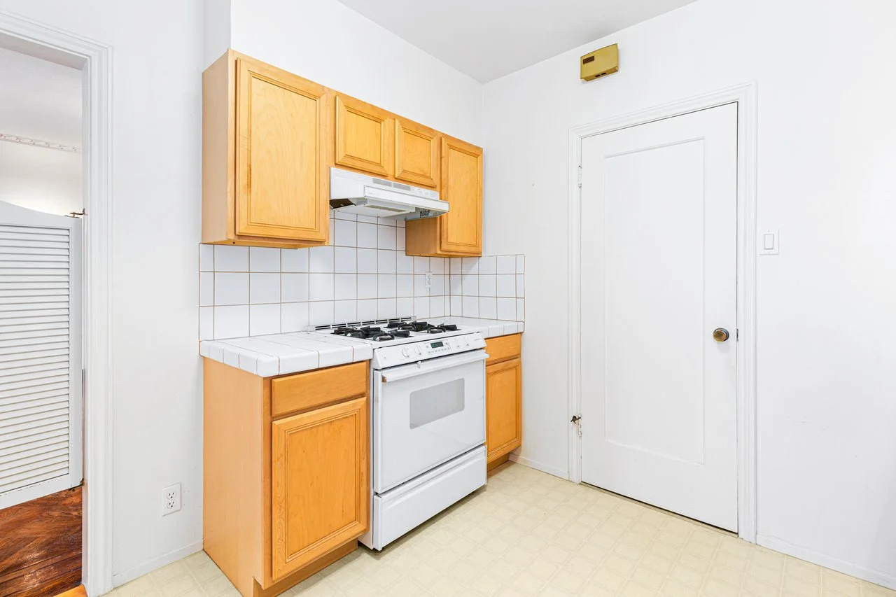 642 30th Smaller 035.jpg