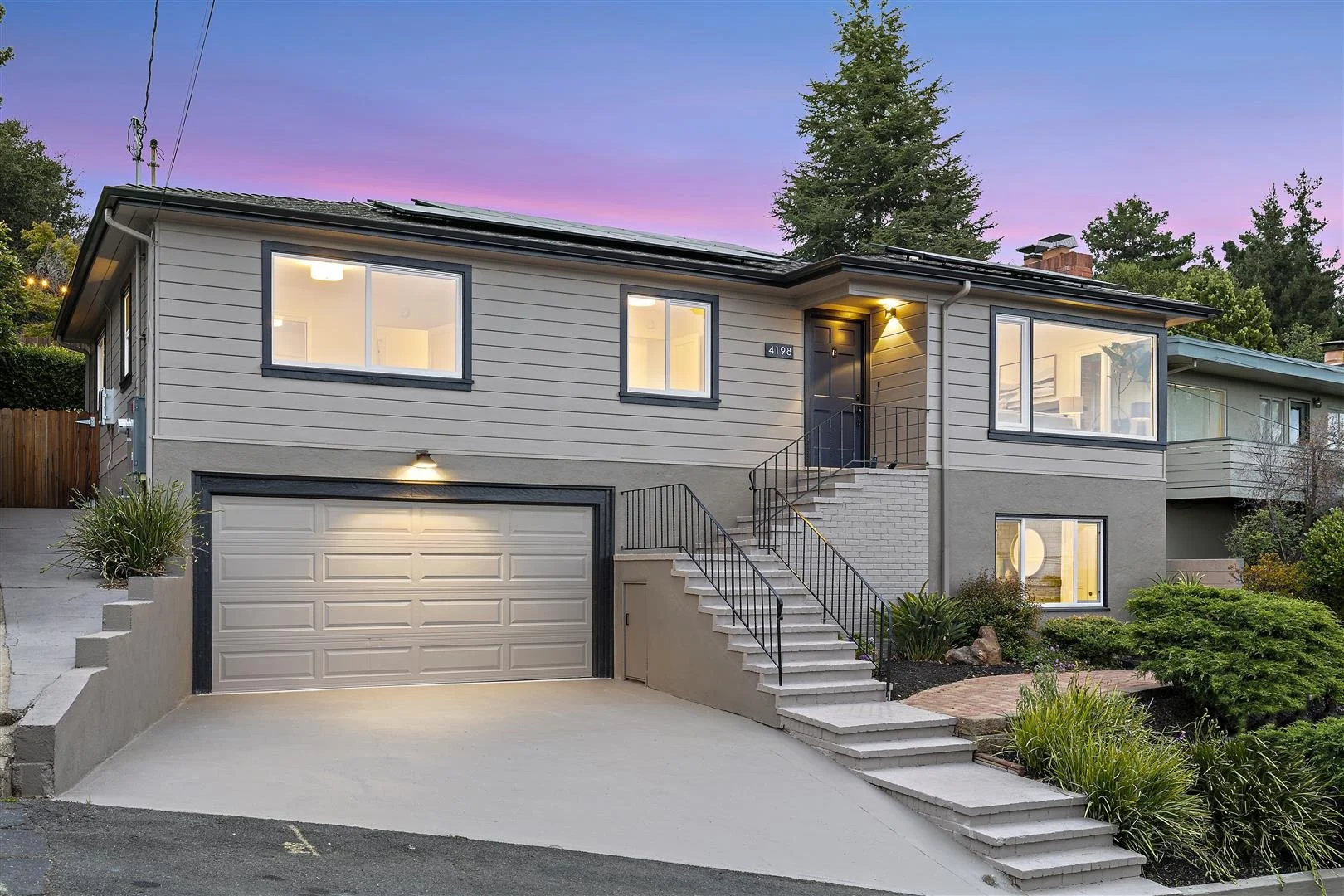 4198 HUNTINGTON STREET