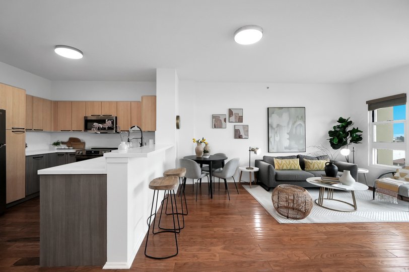 1 Lakeside Smaller 014.jpg