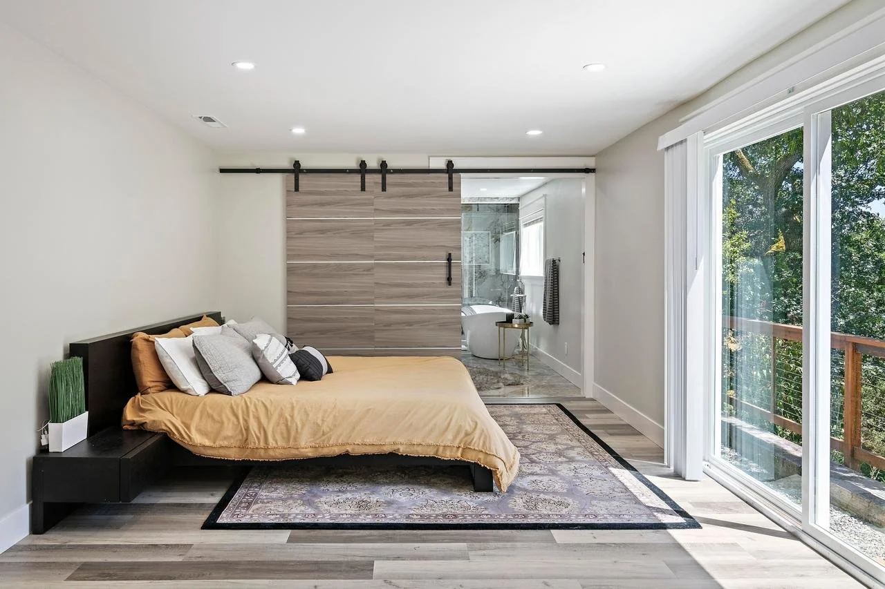 15 Ridge Lane Smaller 050.jpg