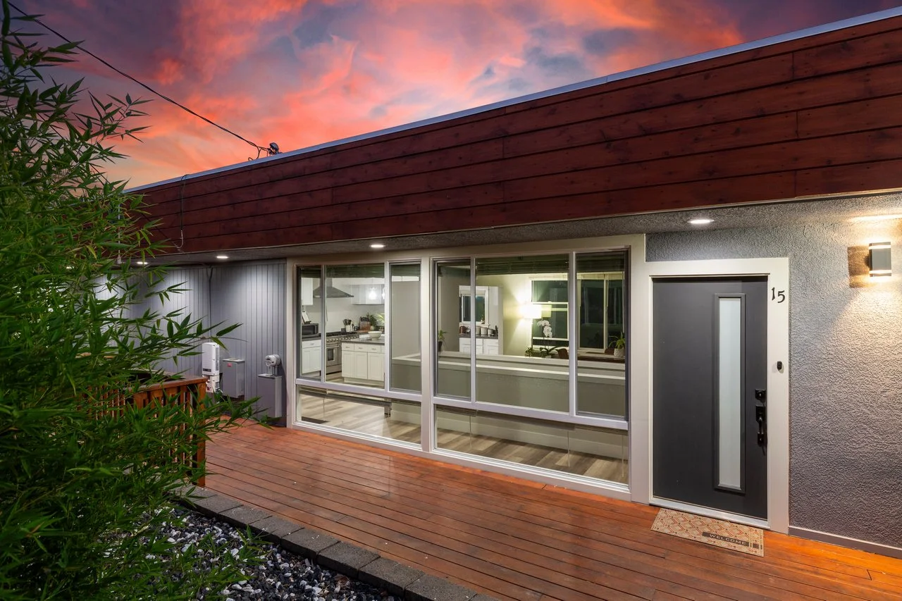 15 Ridge Lane Smaller 006.jpg