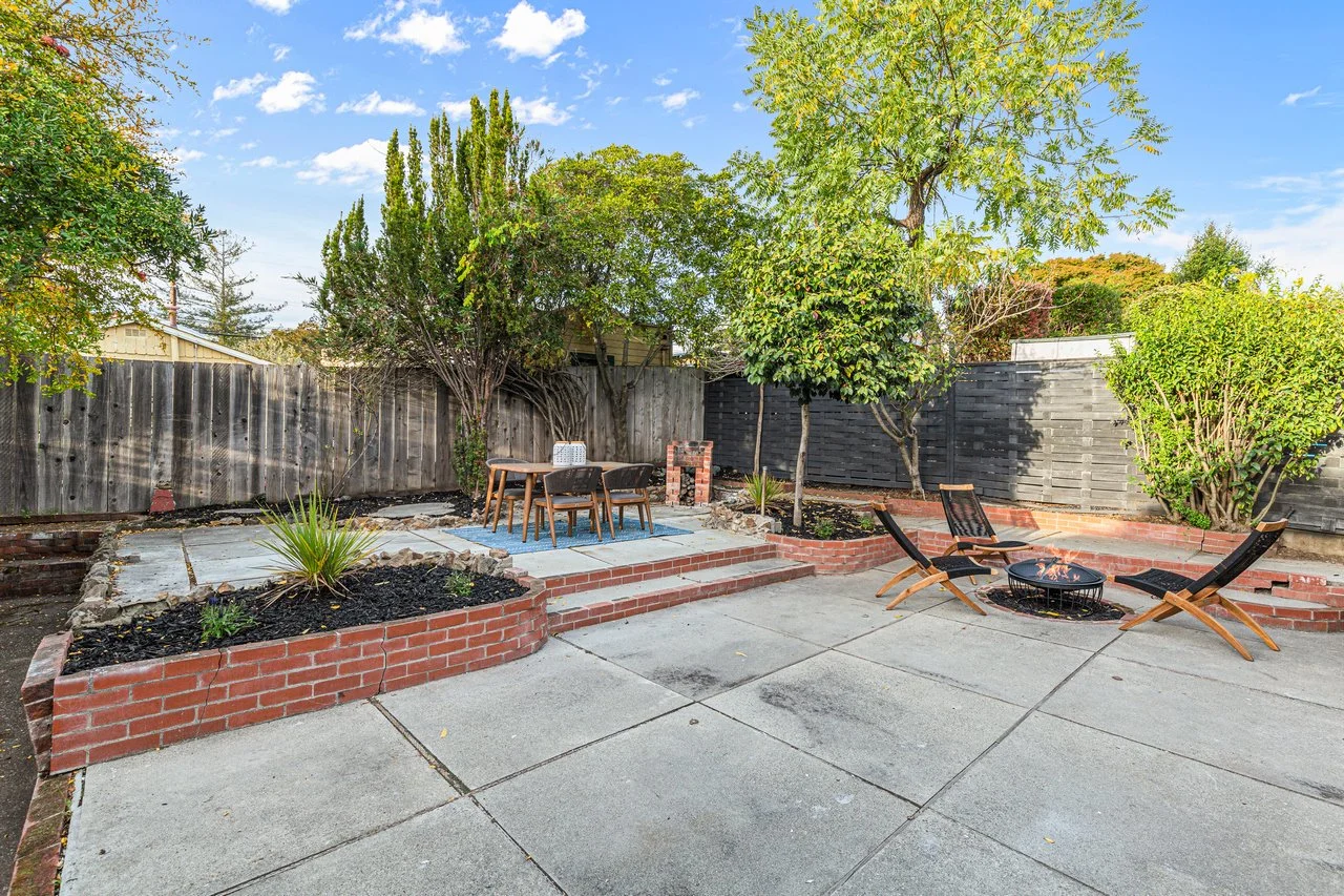 3723 Madrone Smaller 034.jpg