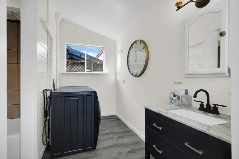 3467 Loma Vista Smaller 038.jpg