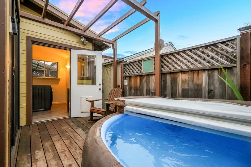 3467 Loma Vista Smaller 049.jpg