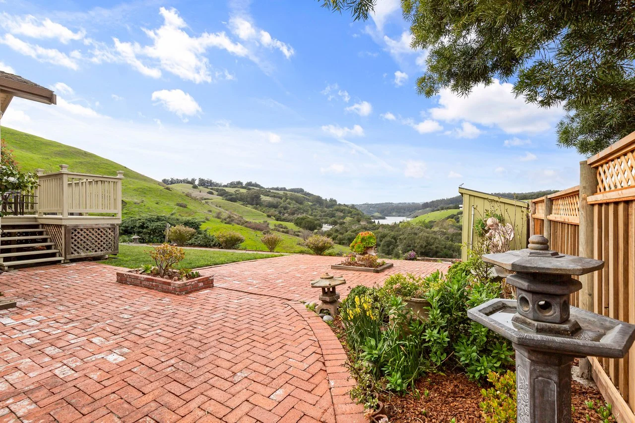 3138 Aylesbury Ct Smaller 048.jpg