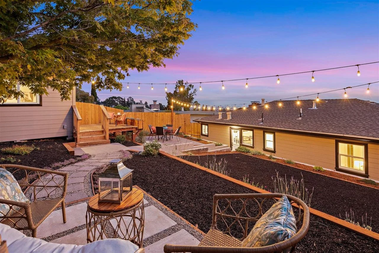 4198 Huntington St Smaller 076.jpg