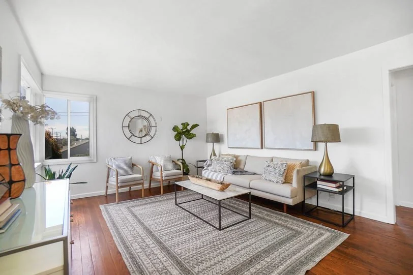 1705 163rd Smaller011.jpg