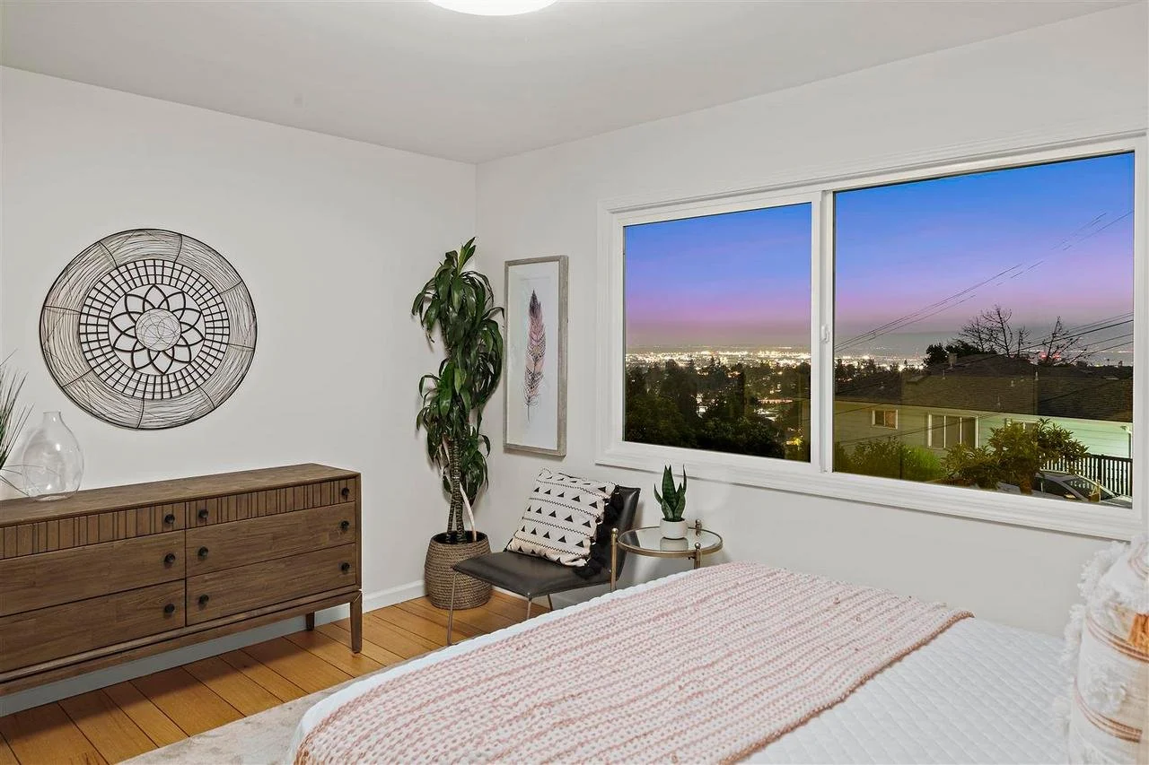 4198 Huntington St Smaller 052.jpg