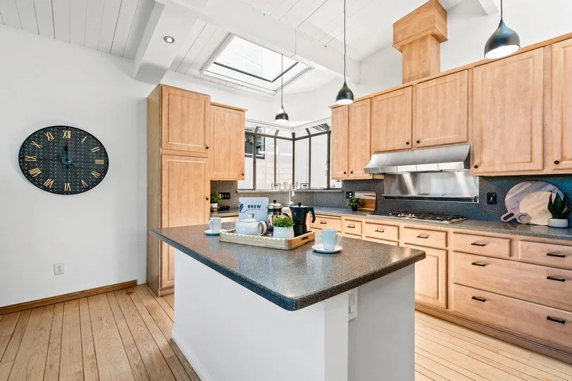 1615 Arrowhead032.jpg