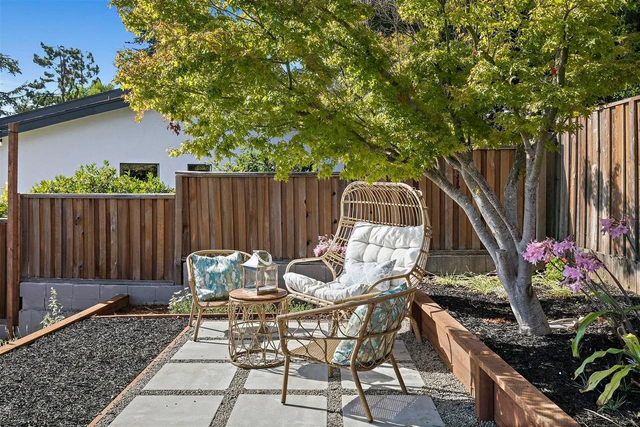 4198 Huntington St Smaller 089.jpg