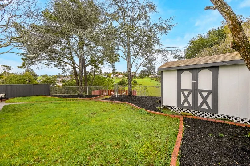 26 Leamont Smallerr050.jpg