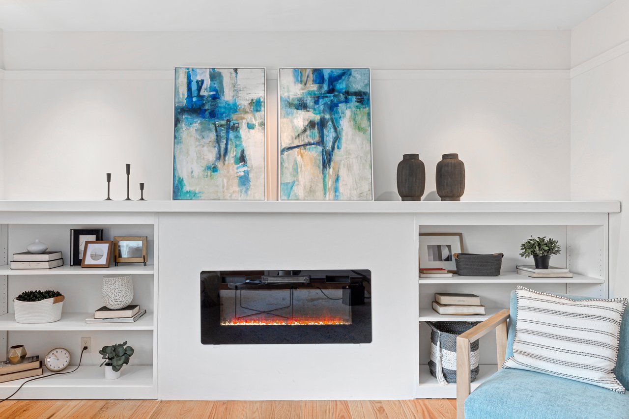 4421 Albert St Smaller 011.jpg