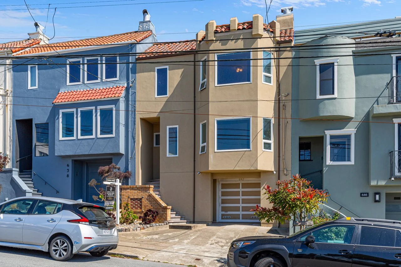 642 30th Smaller 009.jpg