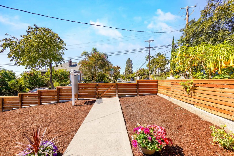 3960 Patterson Smaller 014.jpg