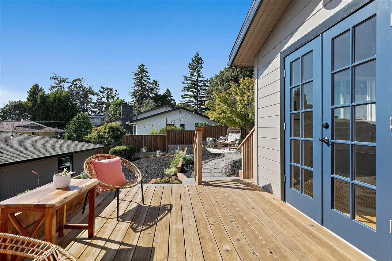 4198 Huntington St Smaller 087.jpg