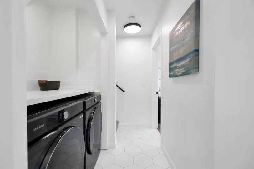 7555 Circle Hill Drive025.jpg