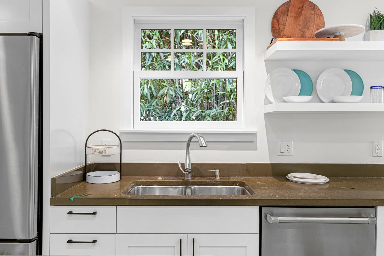 4421 Albert St Smaller 026.jpg