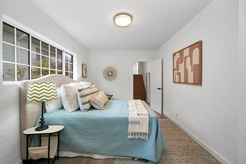 3911 Vale Avenue024.jpg