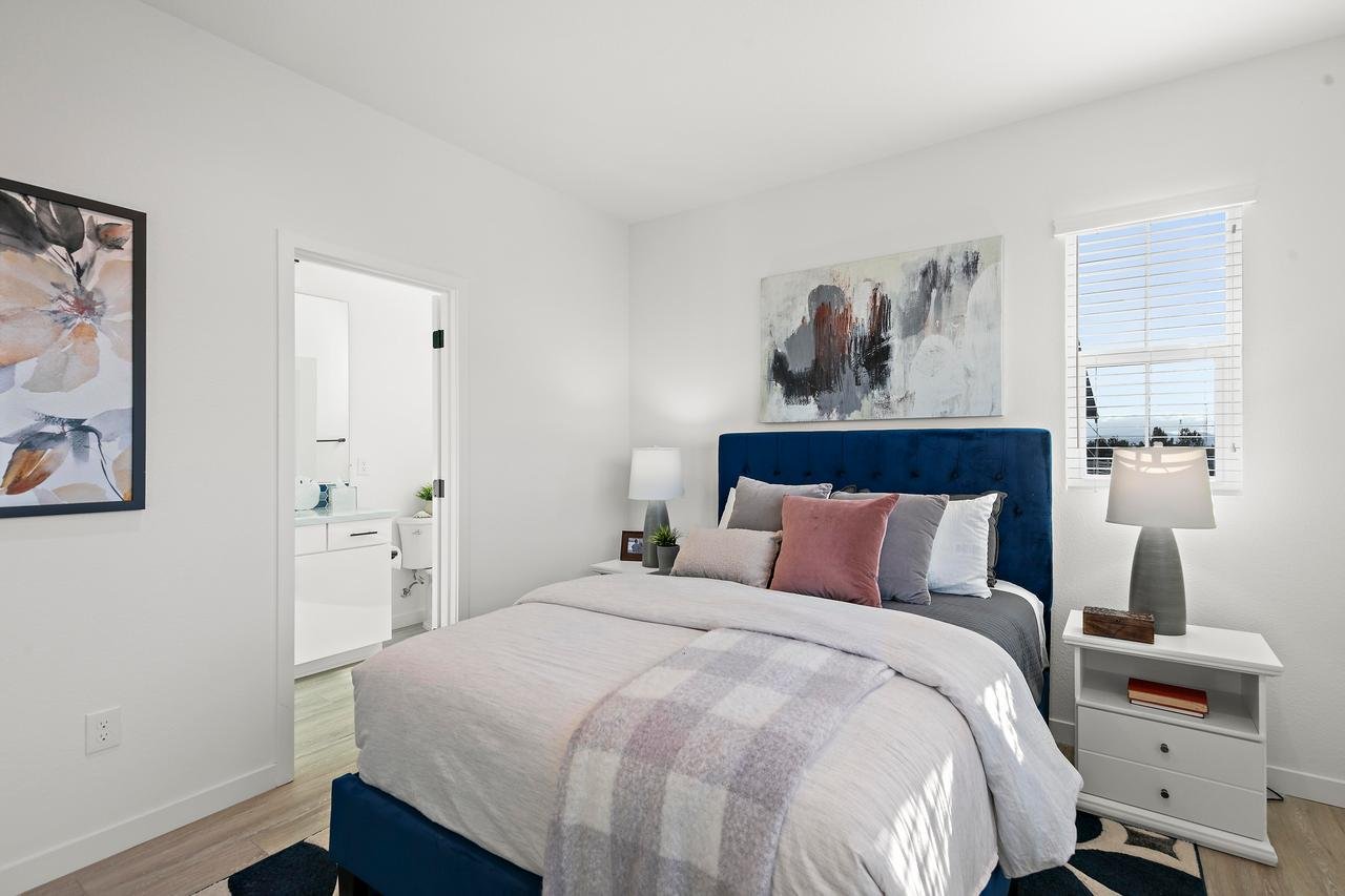 428 Halcyon Smaller 054.jpg