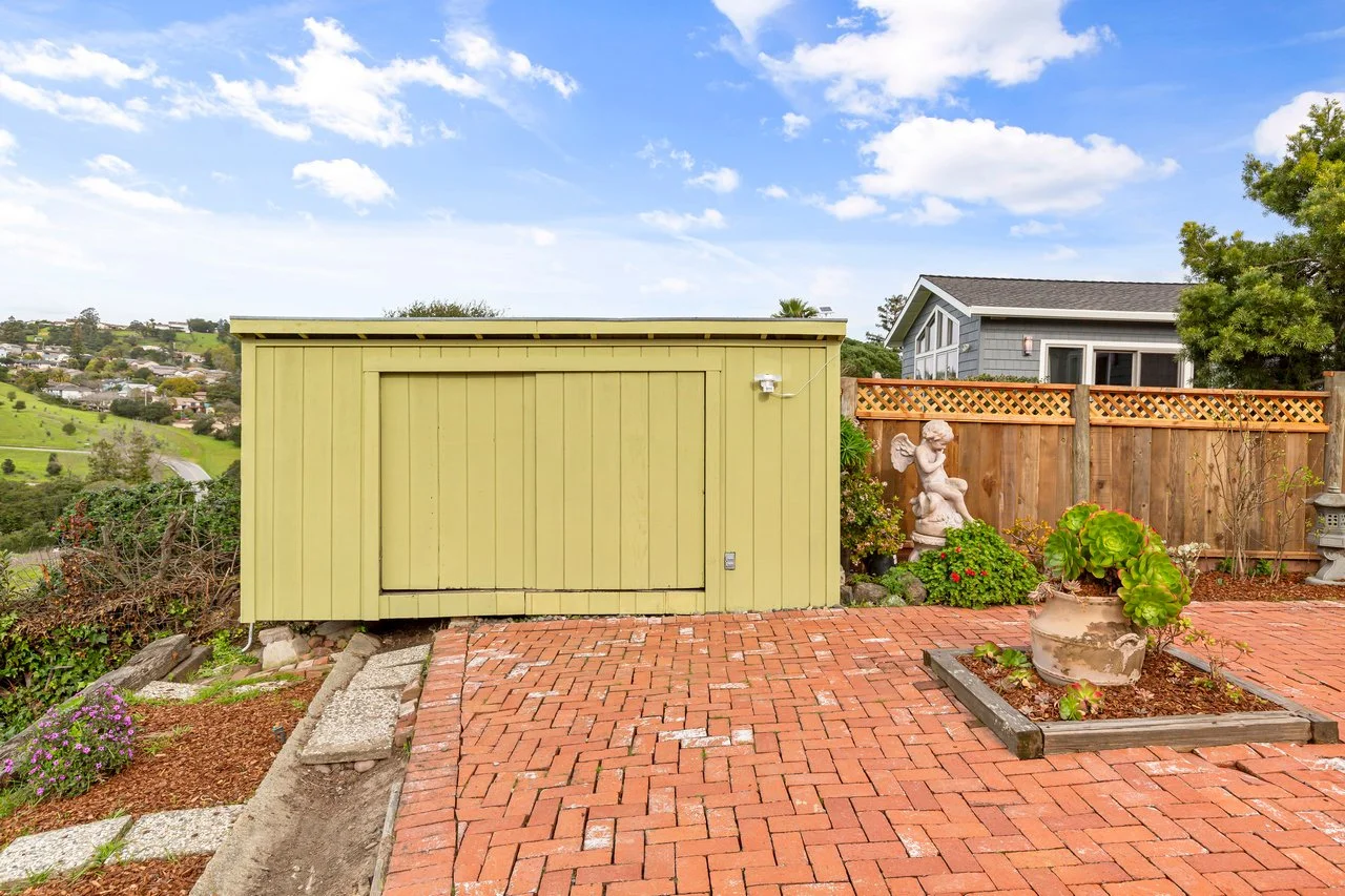 3138 Aylesbury Ct Smaller 052.jpg