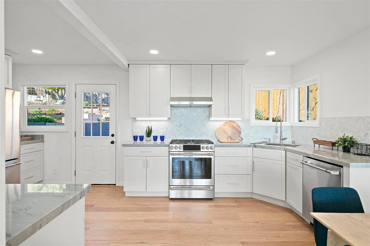 4198 Huntington St Smaller 036.jpg