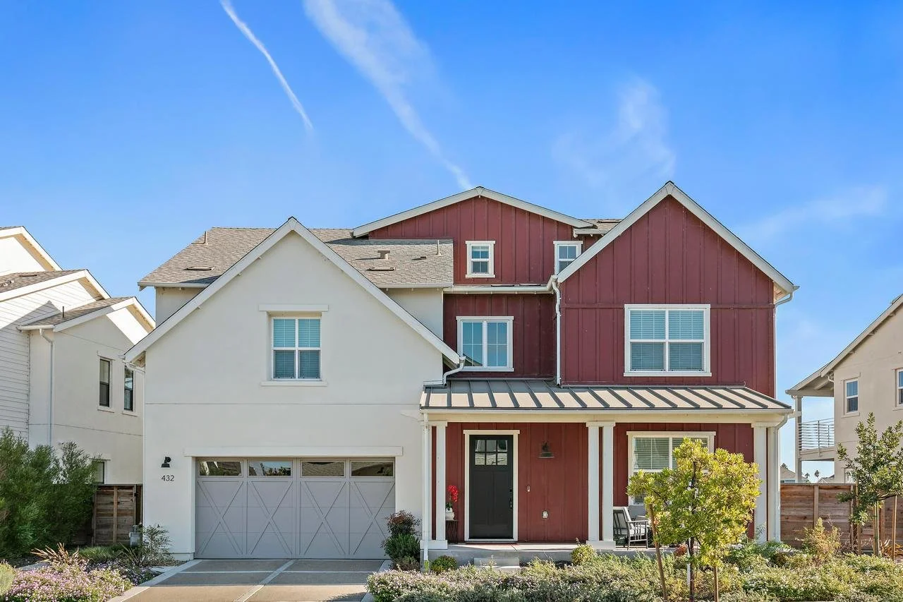 428 Halcyon Smaller 003.jpg