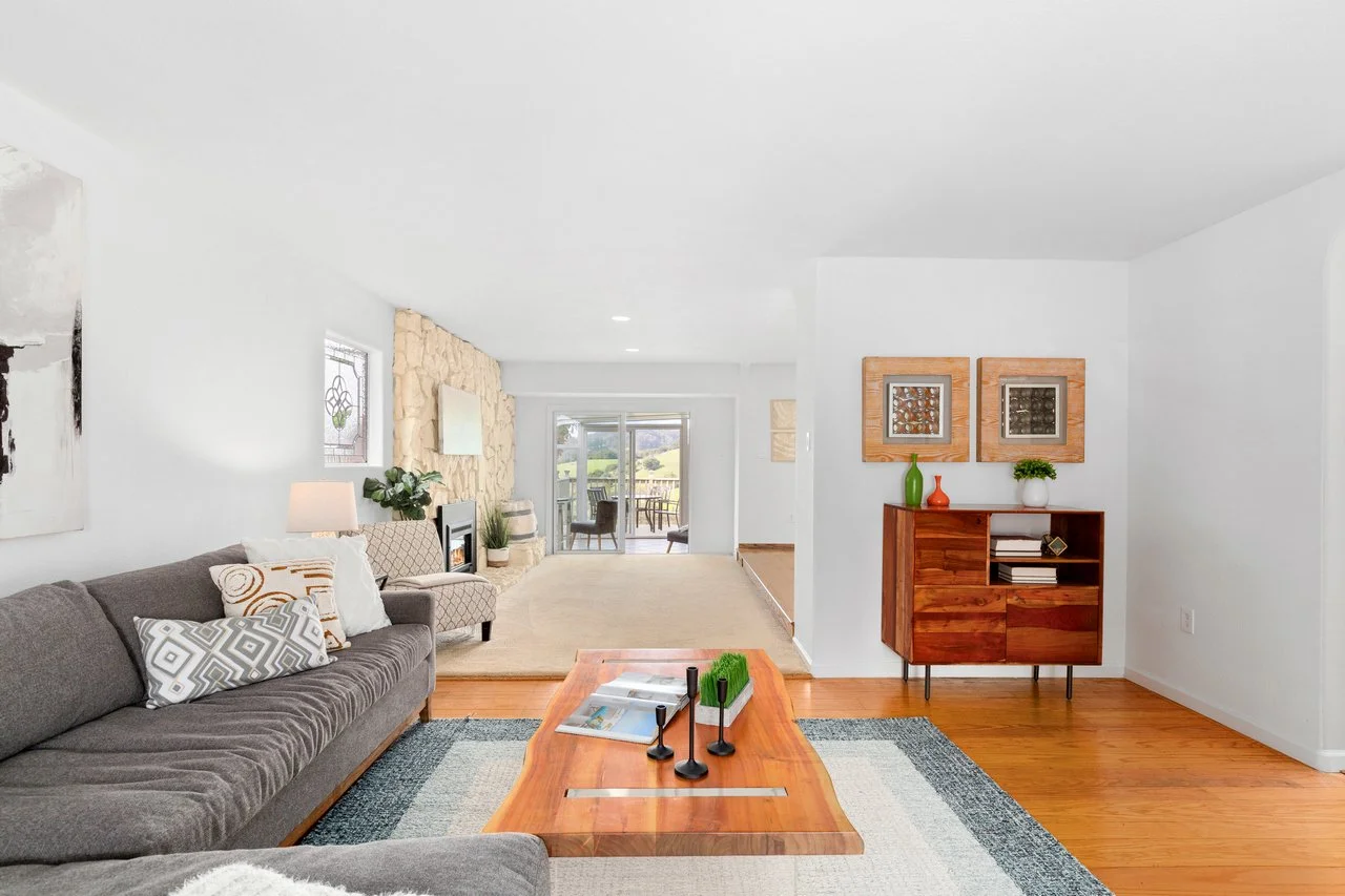 3138 Aylesbury Ct Smaller 015.jpg