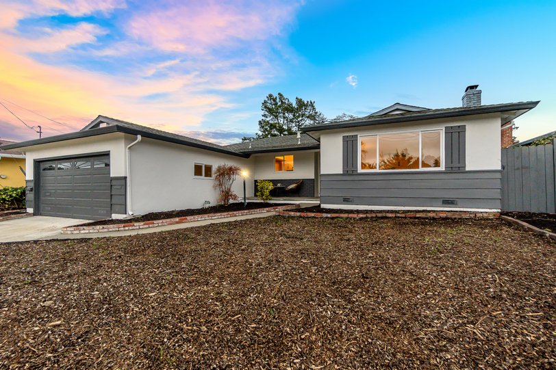 26 Leamont Smallerr003.jpg