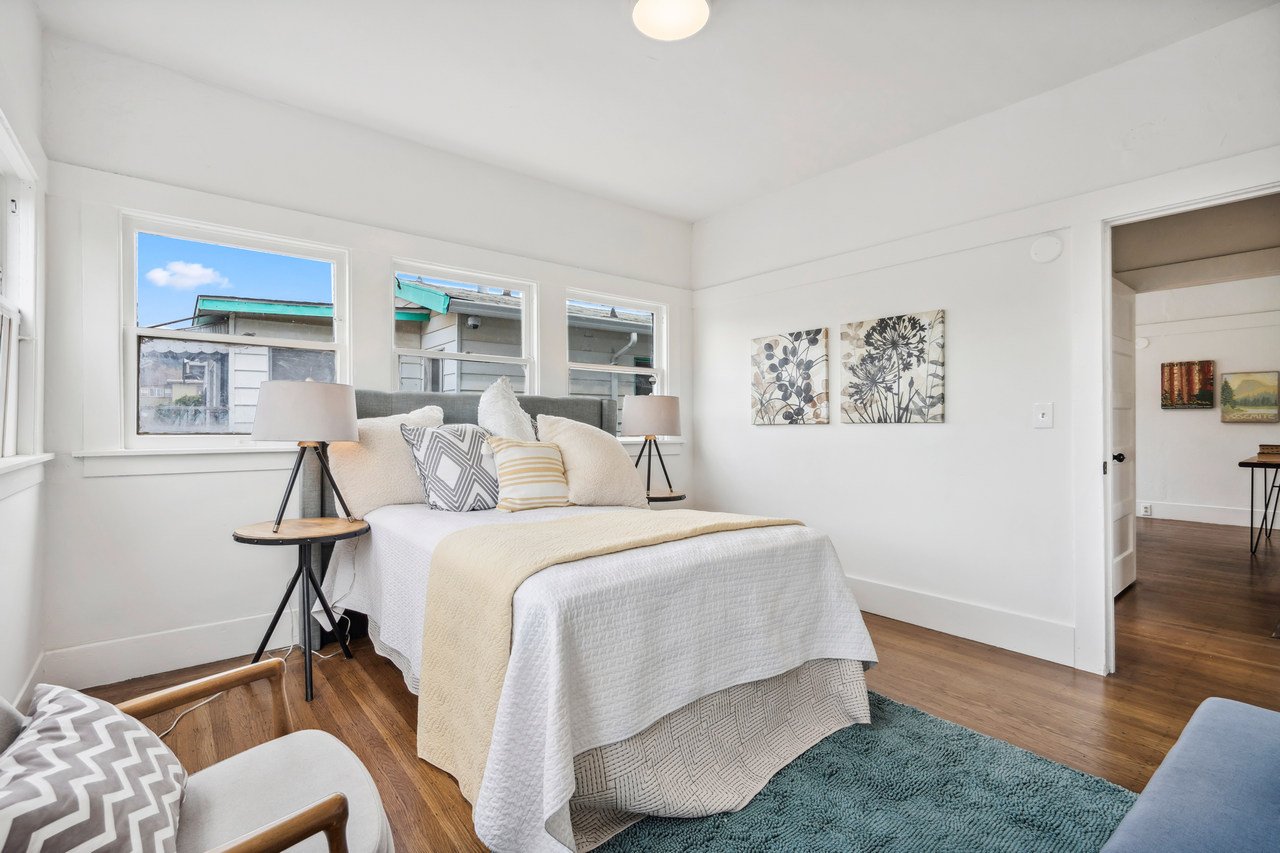 2239 66th Ave Smaller 035.jpg