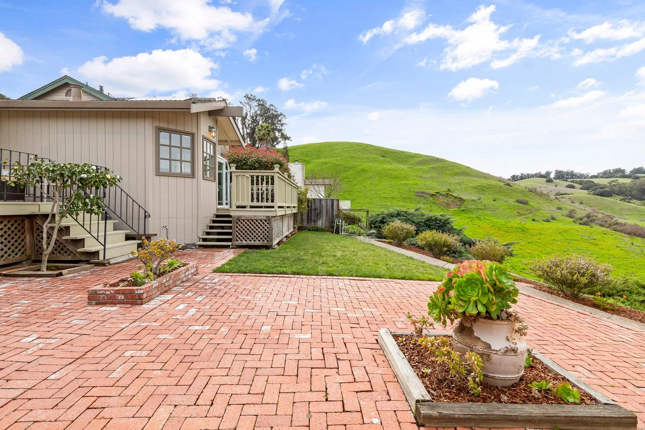 3138 Aylesbury Ct Smaller 049.jpg