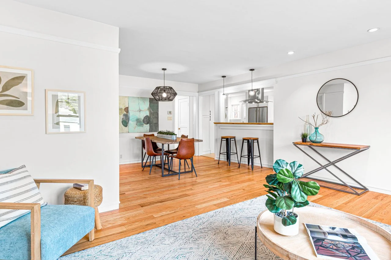 4421 Albert St Smaller 012.jpg