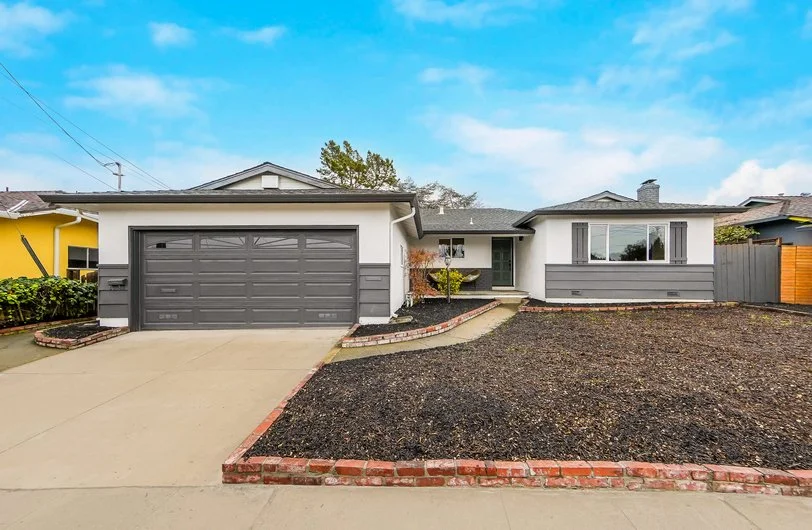 26 Leamont Smallerr006.jpg