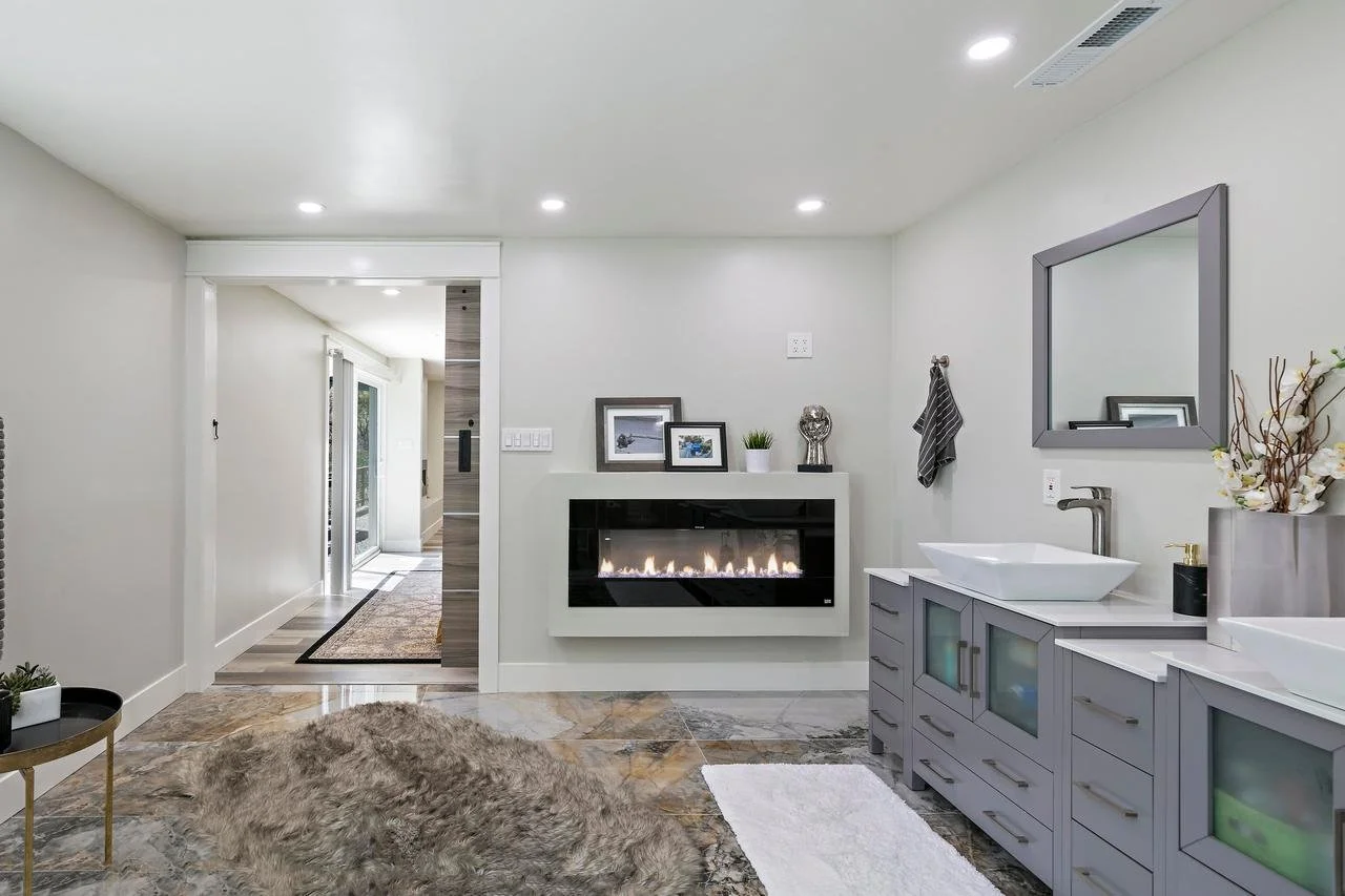 15 Ridge Lane Smaller 056.jpg