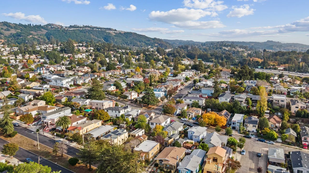 3723 Madrone Smaller 007.jpg