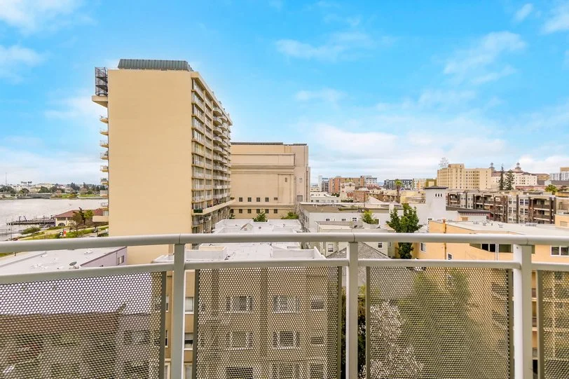 1 Lakeside Smaller 023.jpg