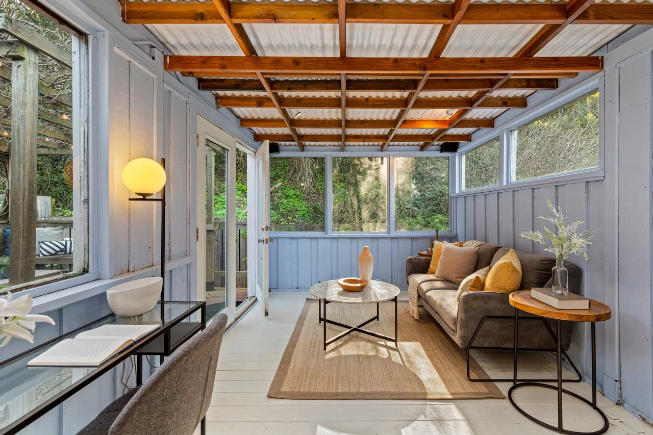 621 Larchmont Dr Smaller 041.jpg