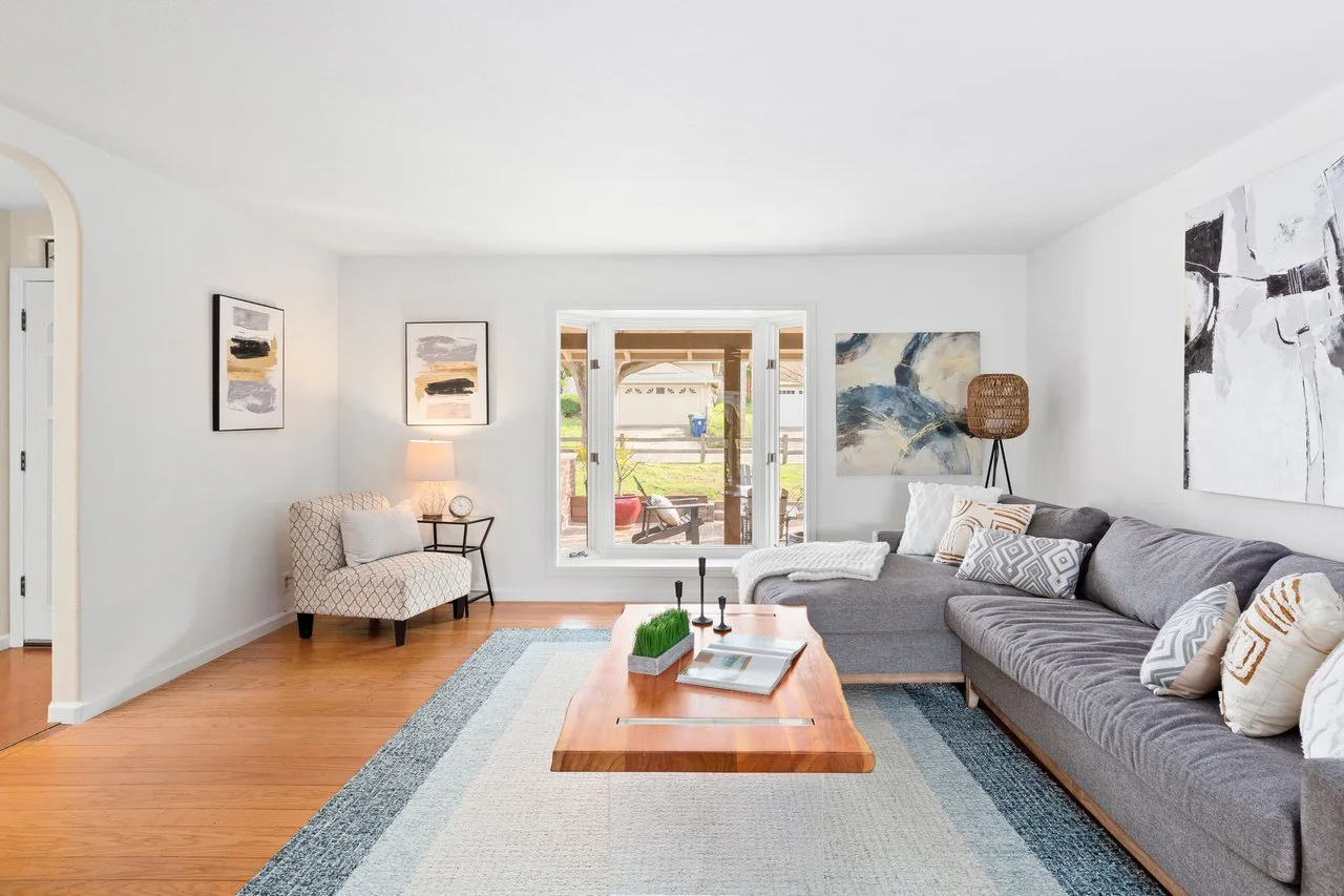 3138 Aylesbury Ct Smaller 016.jpg