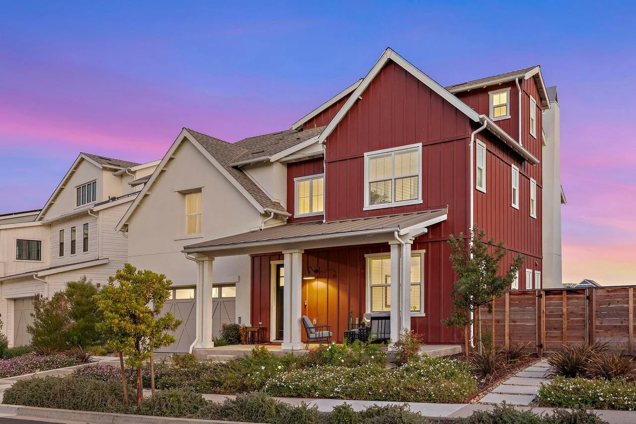 428 Halcyon Smaller 004.jpg