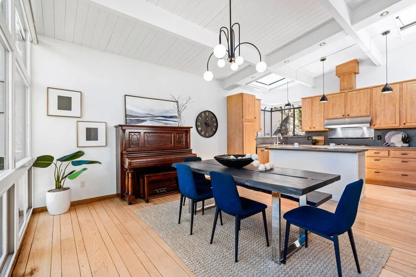 1615 Arrowhead102.jpg