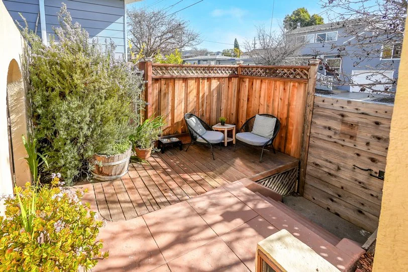 3467 Loma Vista Smaller 043.jpg