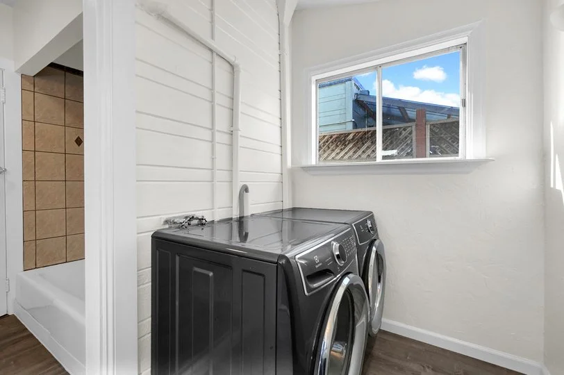 3467 Loma Vista Smaller 039.jpg