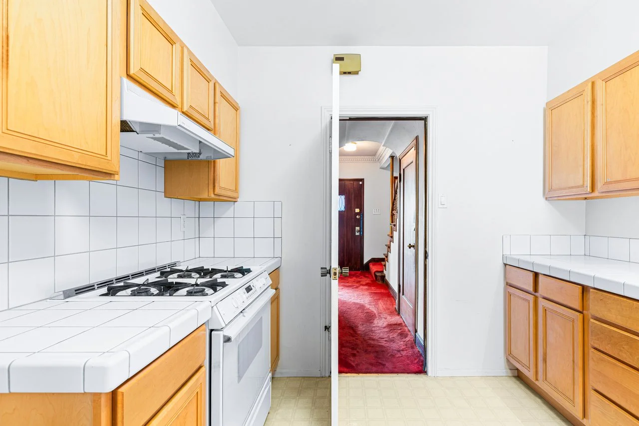 642 30th Smaller 033.jpg